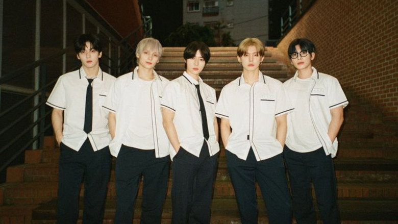 HELLO STRANGERS image 3