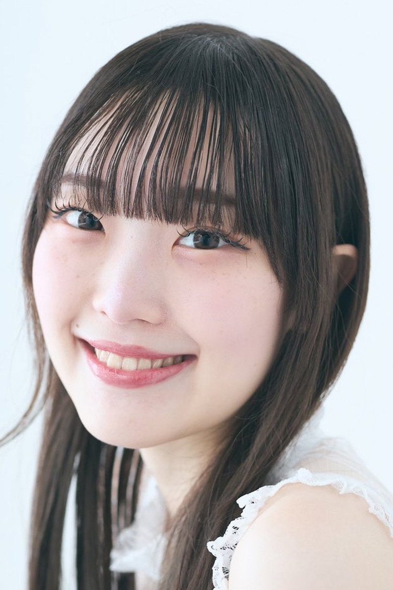 Momoka Ogizono portrait