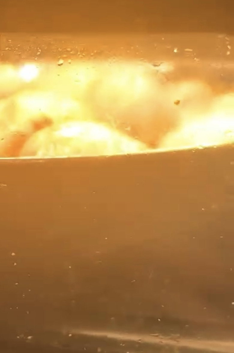 Ula odgrzewa pyry background