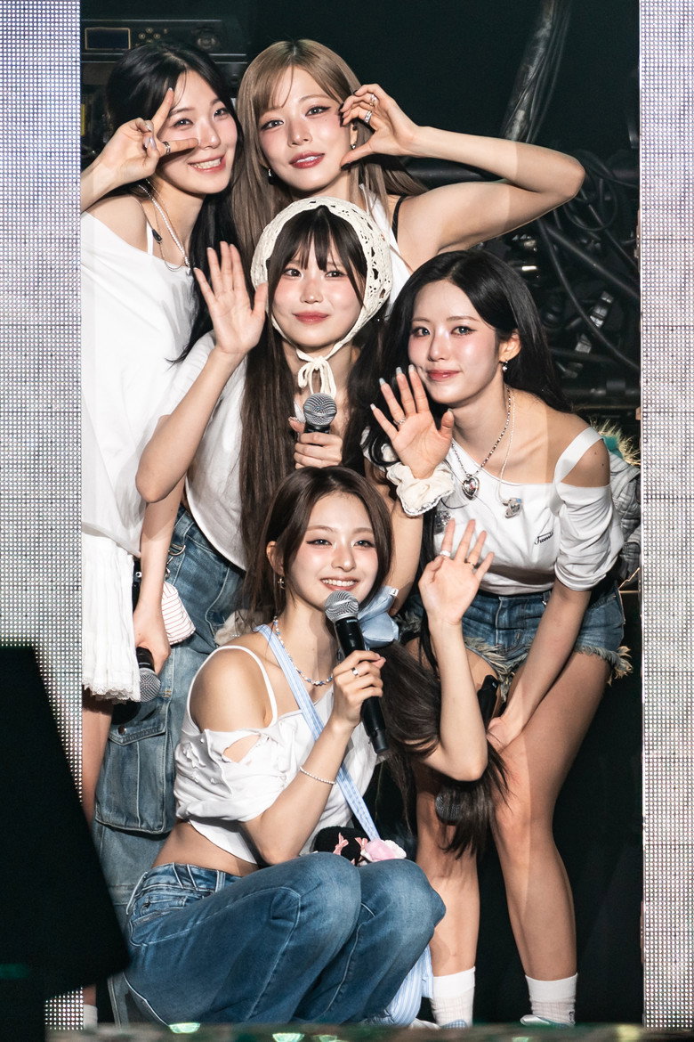 Imatge de fromis_9 [NOW TOMORROW.] - Live in Seoul
