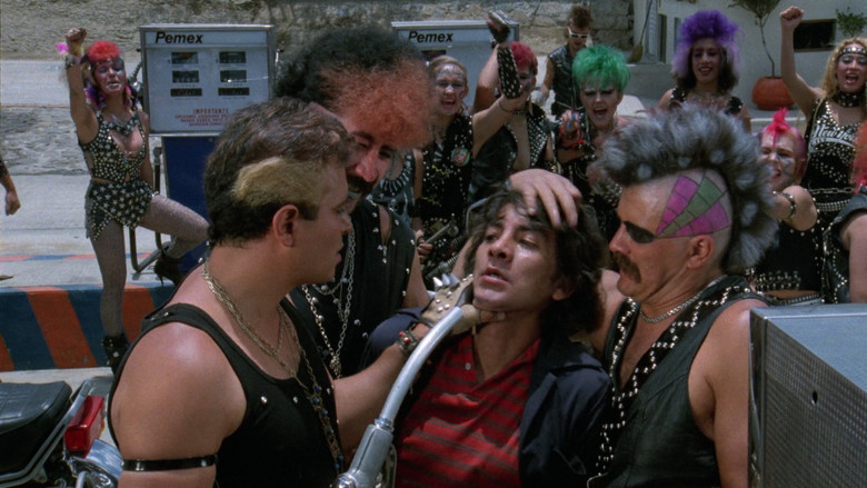 Frame from Intrépidos Punks