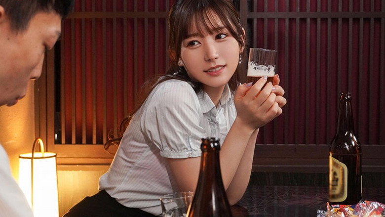 出張先で僕をダメにするキス魔な後輩女子と涎ダラダラ相部屋NTR 呼吸を奪われ接吻スパイダー騎乗位で唾液まみれ溺れイキ 五日市芽依 MIAB-071 image 1
