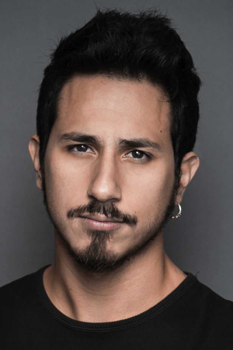 Yigit Isik portrait image