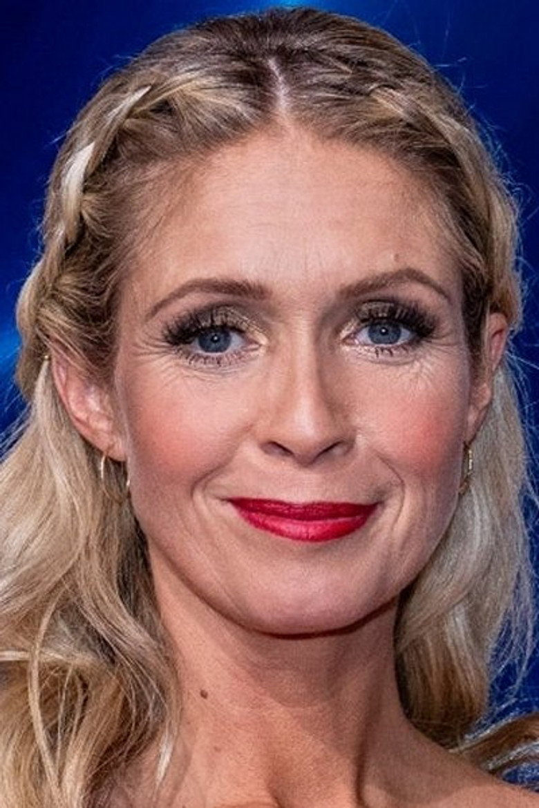 Nessie Mehrnaz Beik, Acting