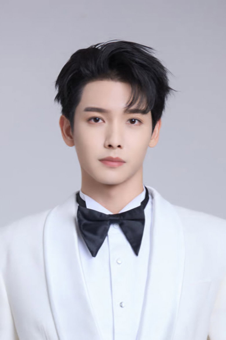 Riley Wang 4