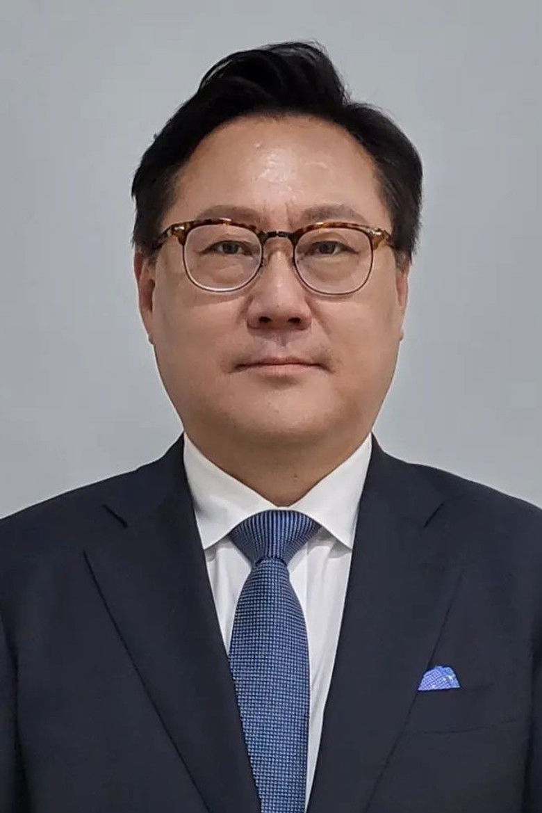 Park Jun-hwan portrait image