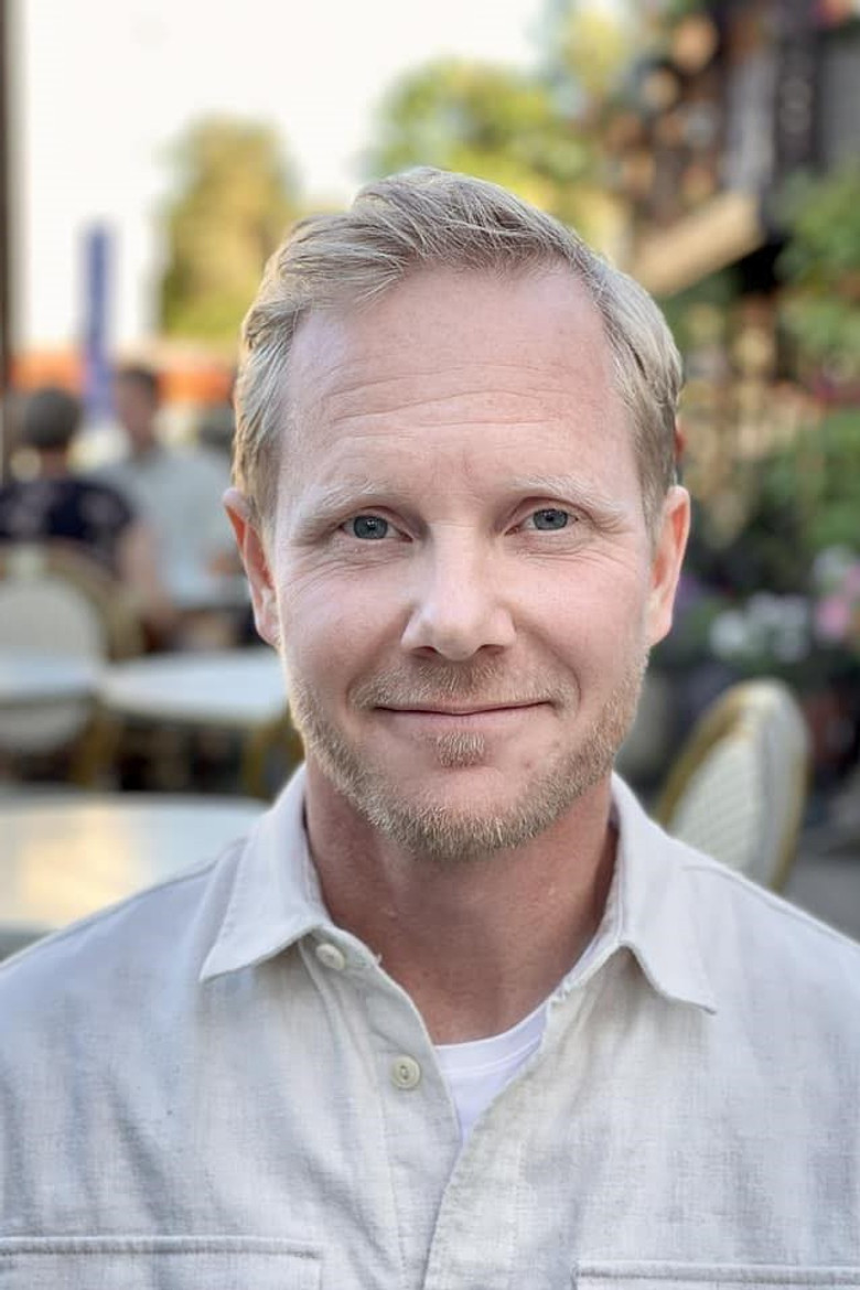 Fredrik Ahlén portrait image