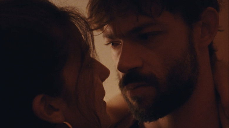 Image d'arrière-plan 1 du film La Fête d'Henri