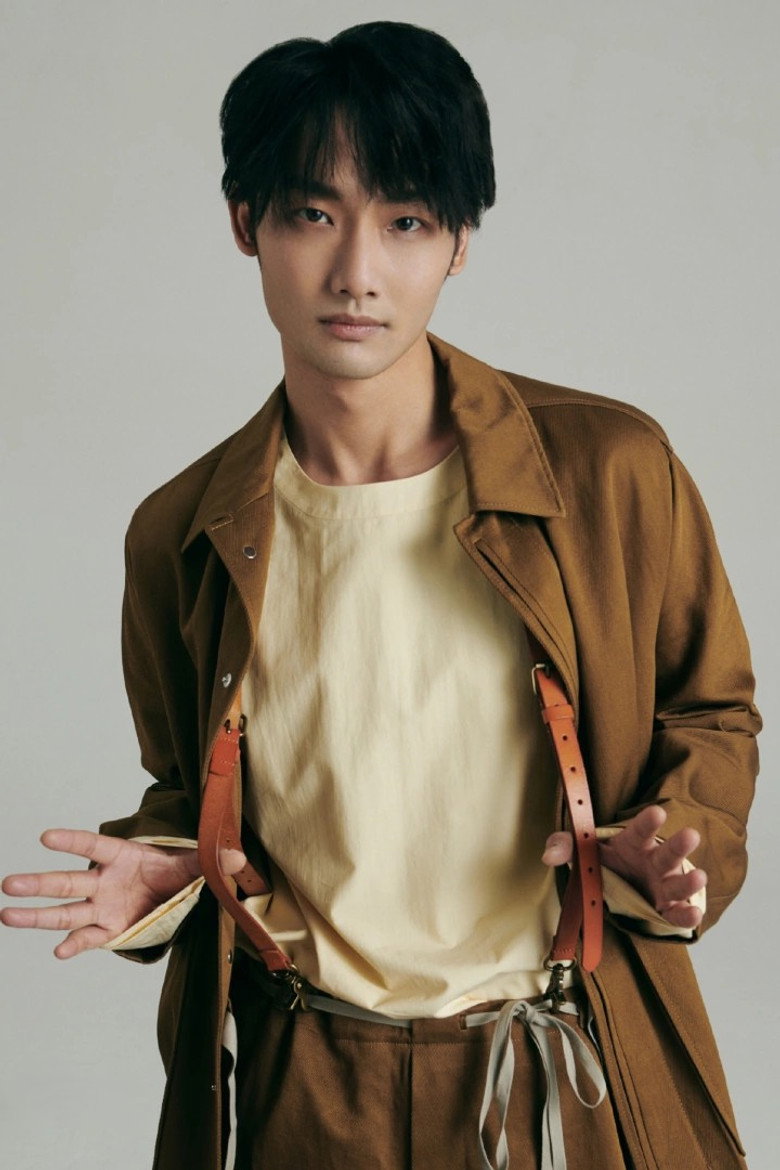 秦子为 portrait