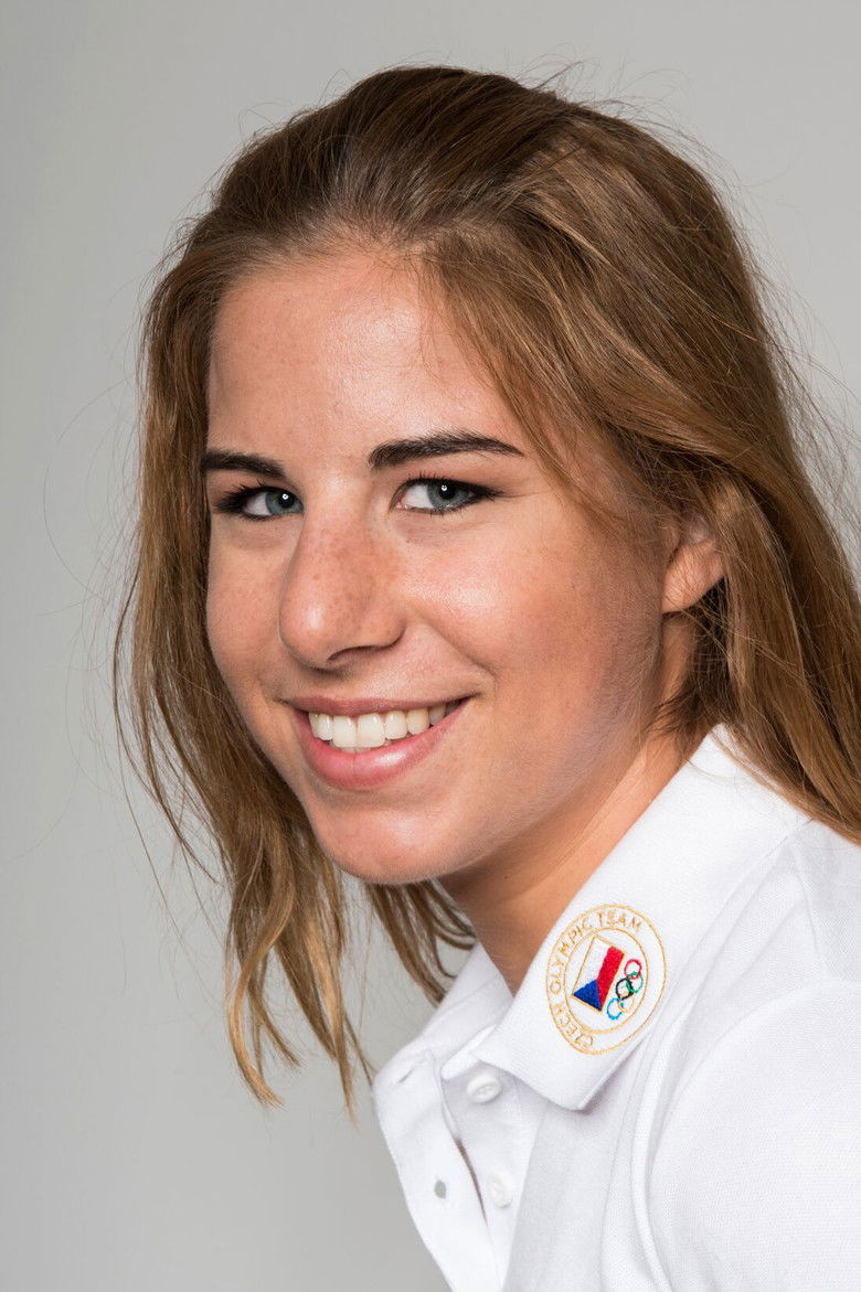 Ester Ledecká portrait image