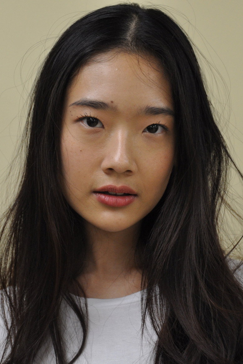 Chutimon Chuengcharoensukying photo 3