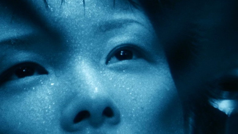 Frame from 六月の蛇