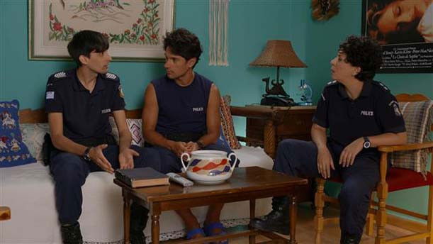 Still image for Εκτός Υπηρεσίας season 1 episode 10: Episode 10