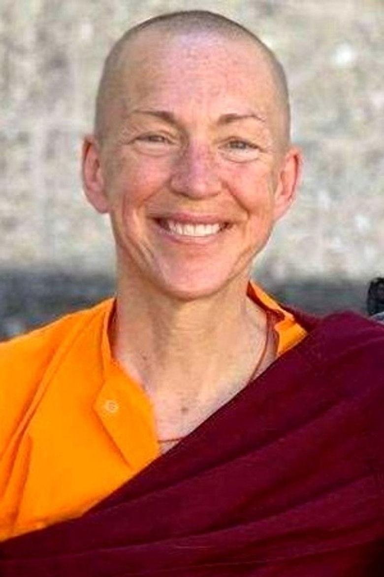 Emma Slade portrait image