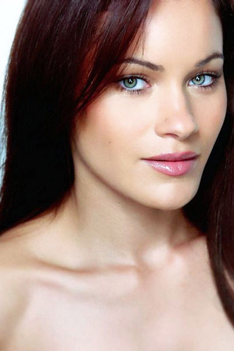 Elizabeth Logan portrait image