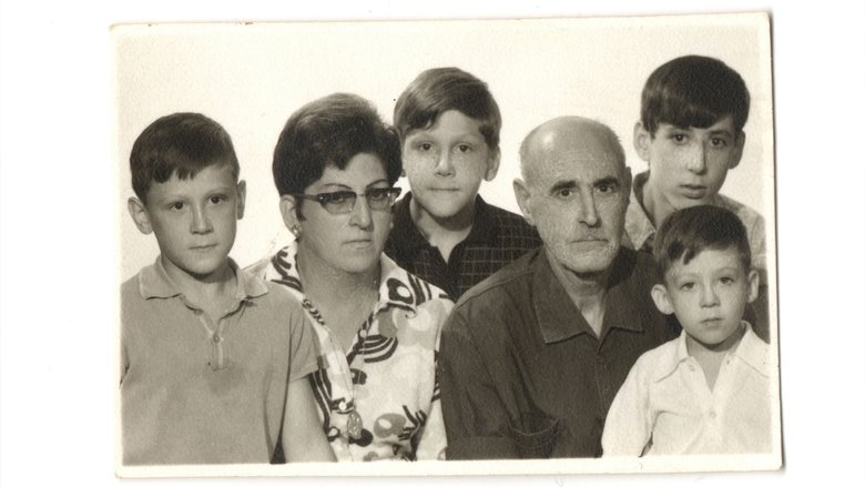 Gallery image from g039RQdw3iPcyev1oFbuQEOxNNq.jpg