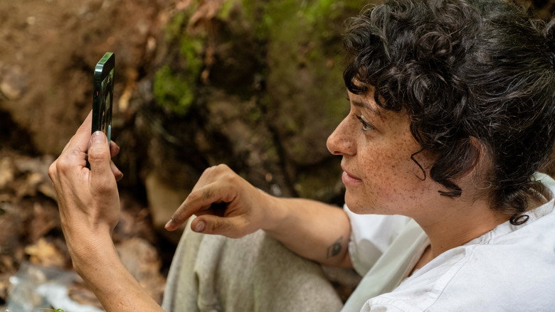 Still from Search Party - Mùa 5 Tập 2
