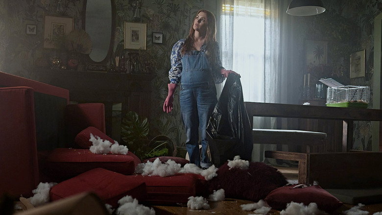 Still from Wolf Like Me - Season 2 Episode 3