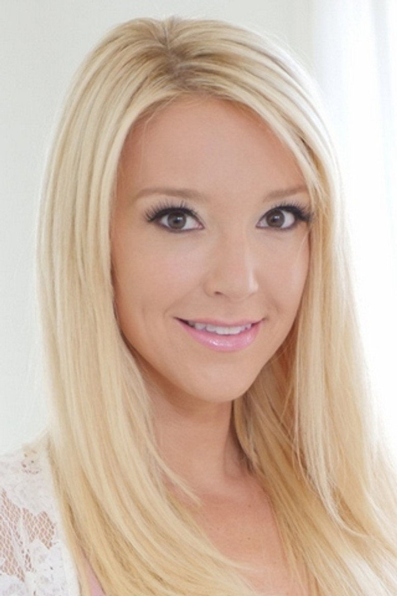 Laura Bentley photo 2