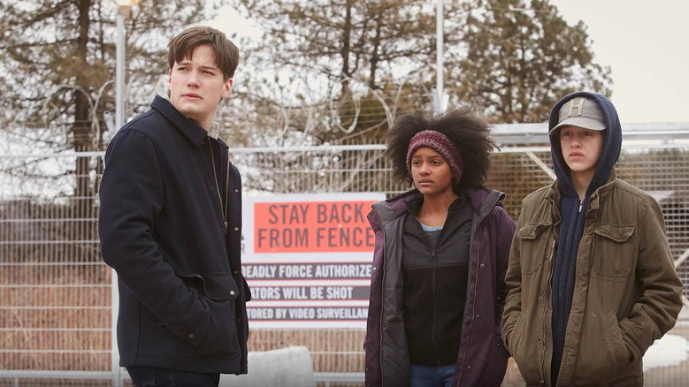 Still from Between - Season 2 Episode 6