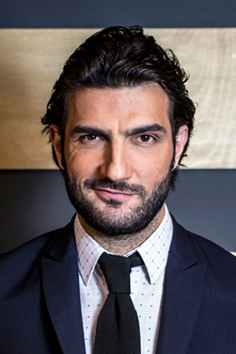 Nikos Kouris photo 2