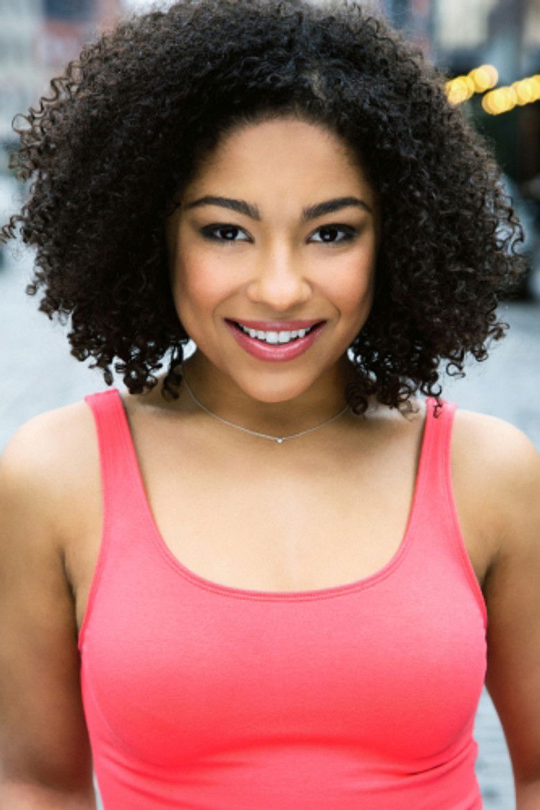 Victoria Janicki portrait image