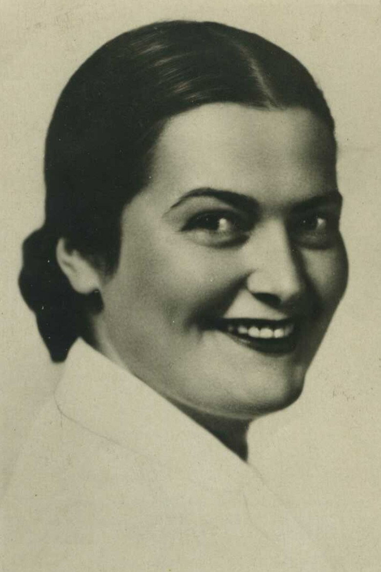 Emma Tsesarskaya photo 5