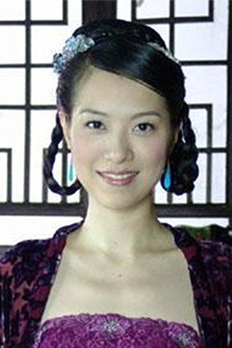 罗曼君 portrait