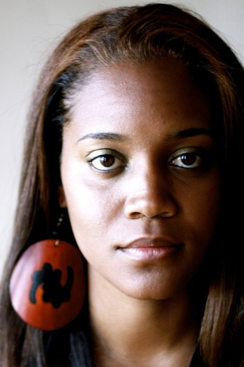 Chinaka Hodge photo 2