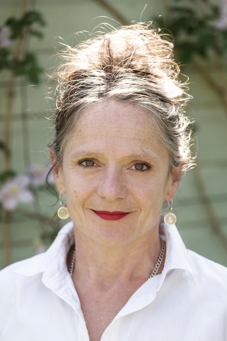 Ảnh Bethan Dixon Bate