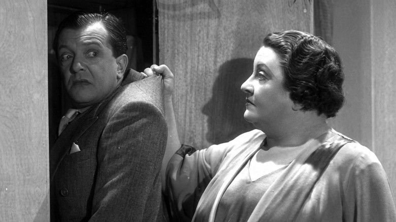 Image d'arrière-plan 1 du film Yes, Madam?