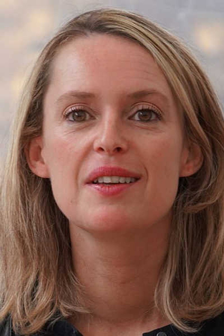 Aurélie Valognes portrait