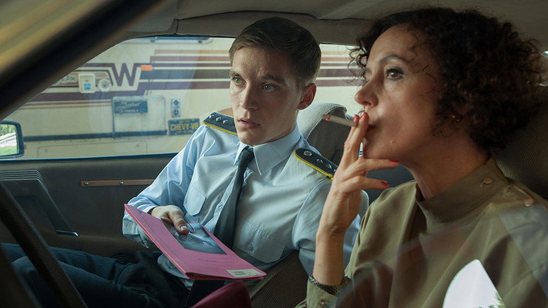 Deutschland: 1×3, episod online subtitrat