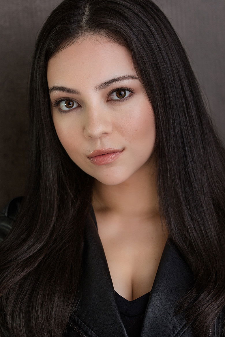 Nayshka Miranda portrait image