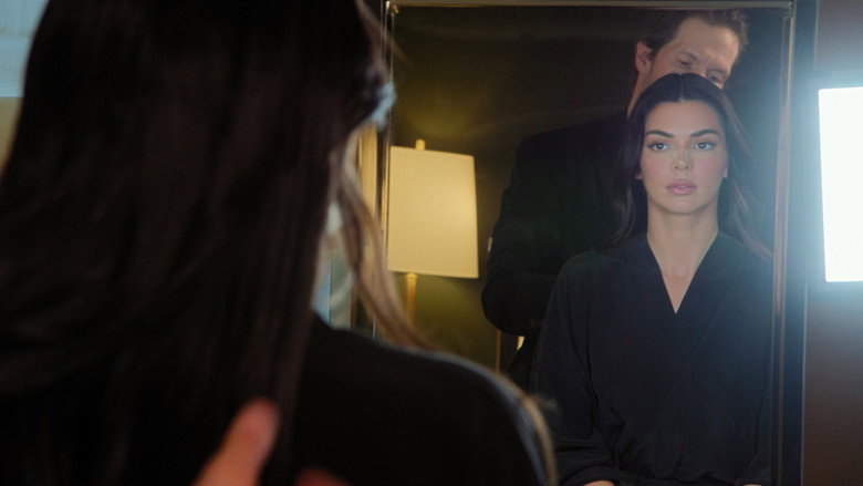 Still from The Kardashians - Season 7 Episode 6