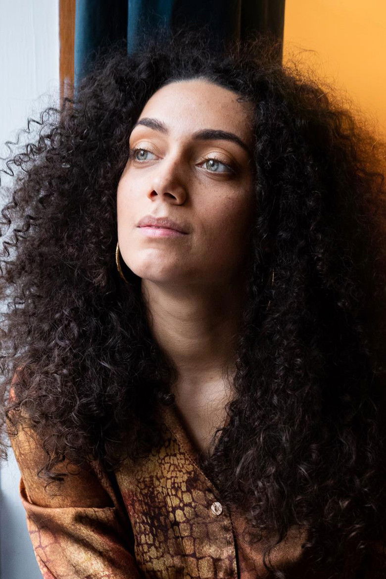 Hanorah portrait image