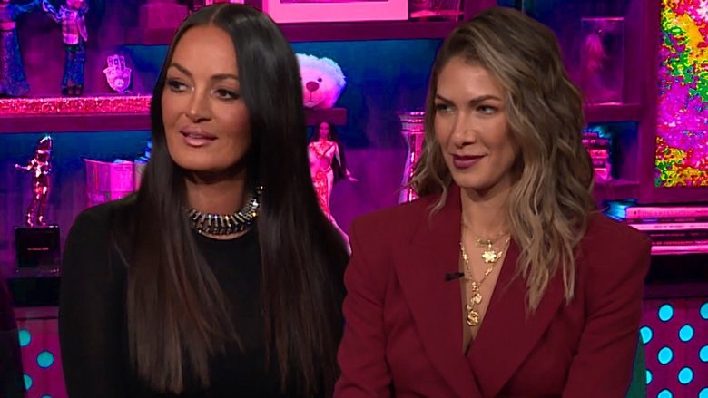 Watch What Happens Live with Andy Cohen Sezóna 22 Epizoda 175 bombuj