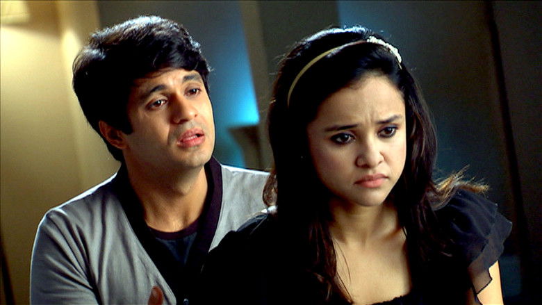 Still image for Badi Doooor Se Aaye Hai season 1 episode 305: Mehandi Ceremony