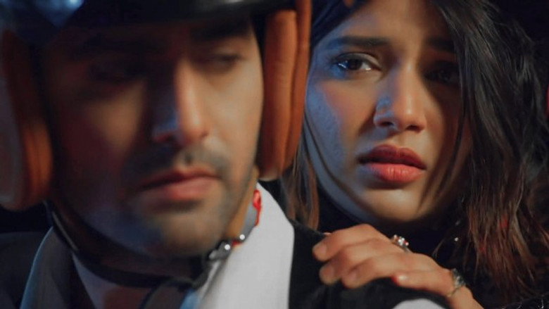 Armaan saves Abhira