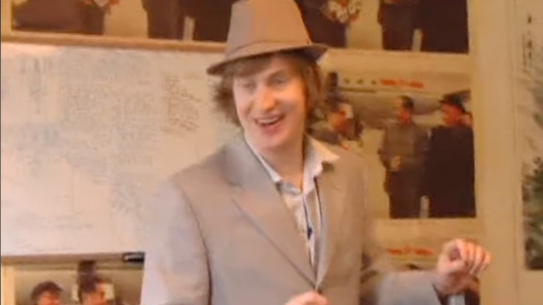 Nicky Nicky Nine Doors image 3