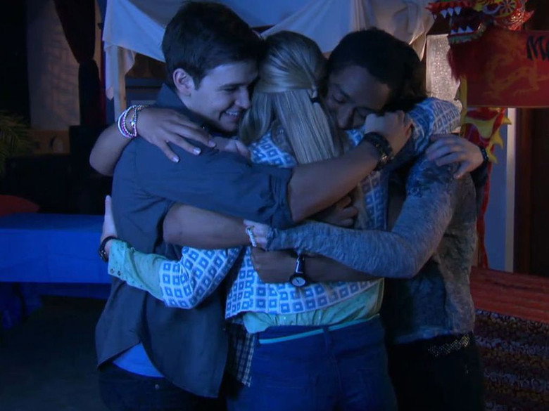 Still from House of Anubis - Season 3 Episode 10