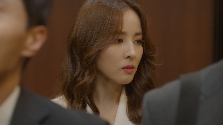 Still from Divorce Attorney Shin - Season 1 Episode 1