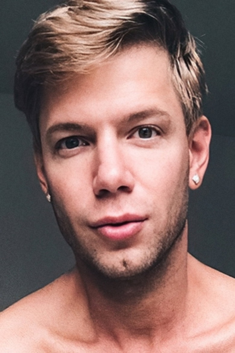 Noah Lucas portrait