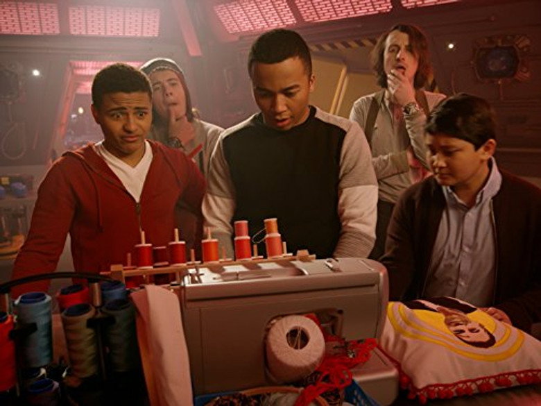Still from MECH-X4 - Season 2 Episode 15