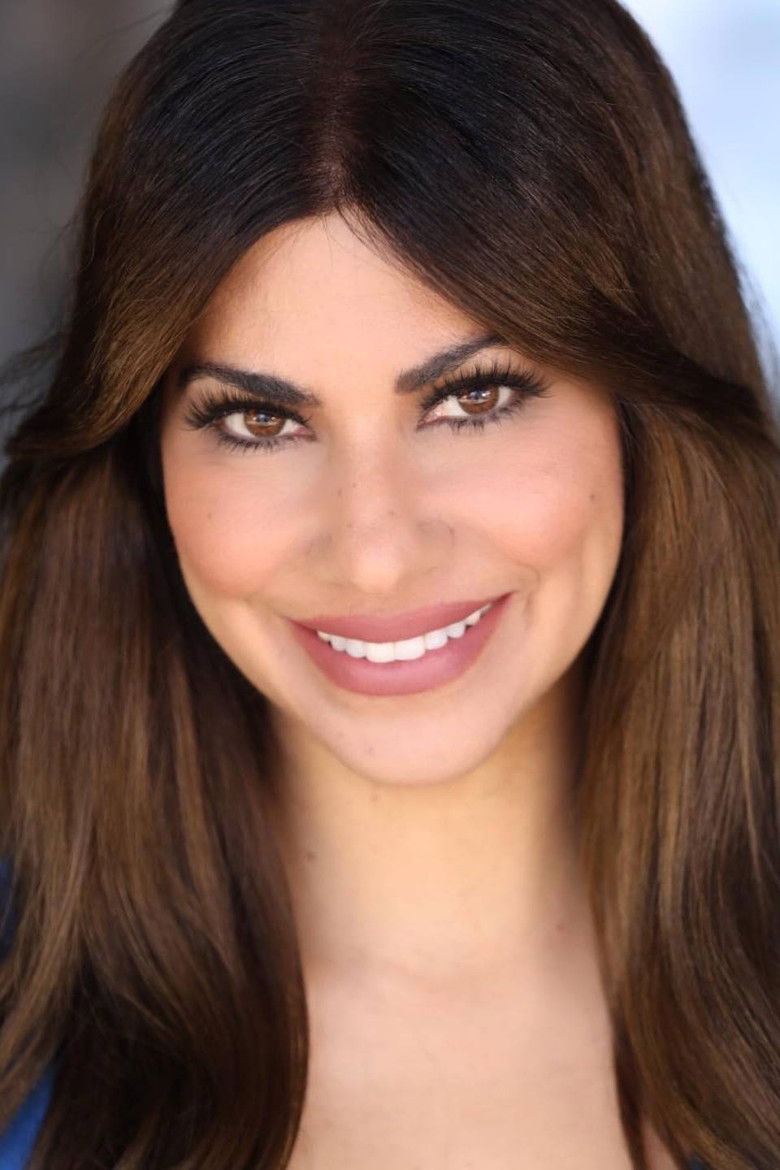 Ellie Arket portrait image