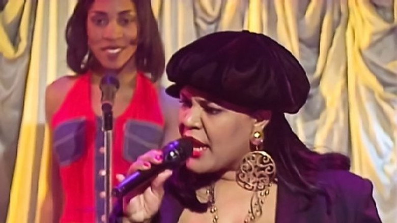 Top of the Pops S30E12 still