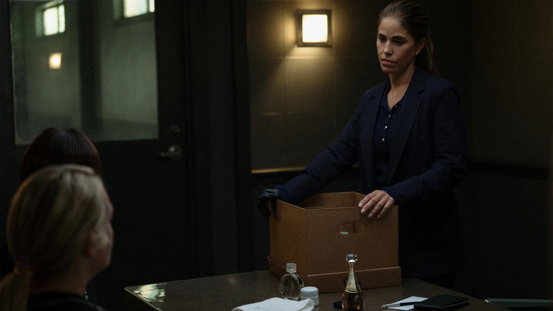 Still from Imperfect Women - Сезон 1 Епизод 7