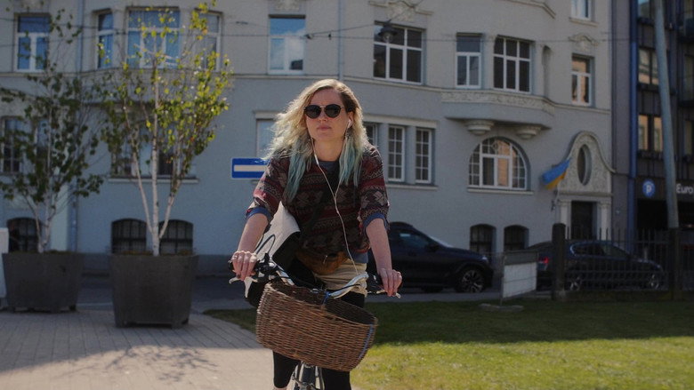 Frame from Melnais samts
