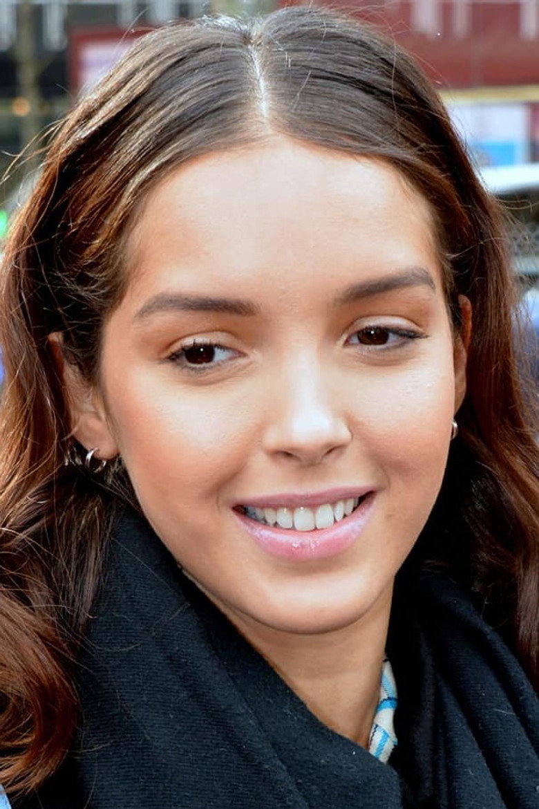 Lyna Khoudri photo 10
