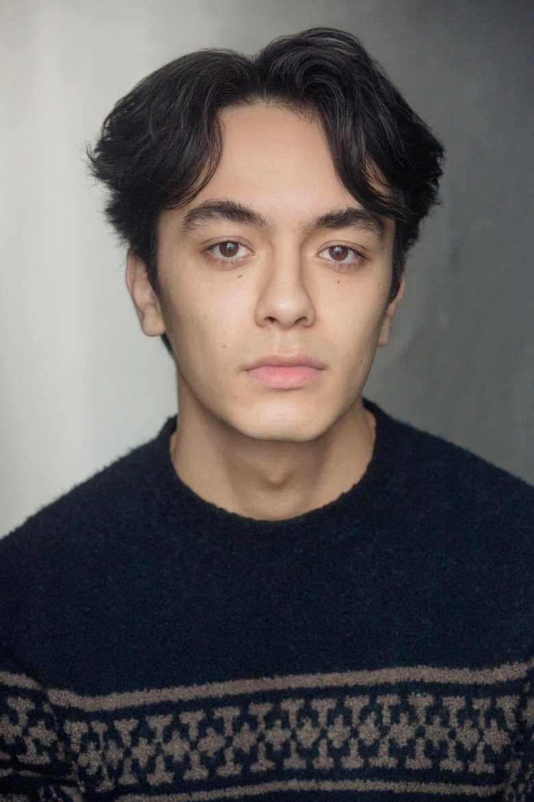 Tom Moya portrait image